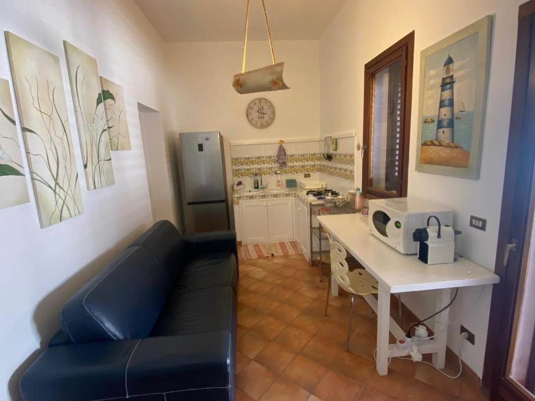 Apartment With Terraces And Private Jacuzzi - San Vito 400M From Beach San Vito Lo Capo Exterior photo